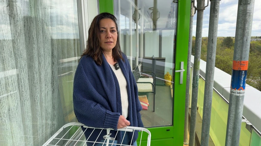 Foto: Huurverhoging valt bewoners van grootste flat van Nederland rauw op het dak